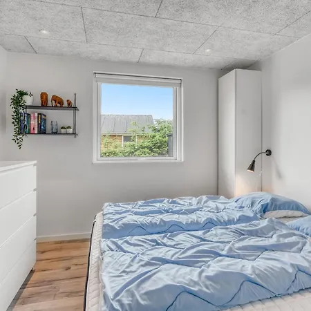 Jurien - 450m From The Sea By Interhome Feriehus *