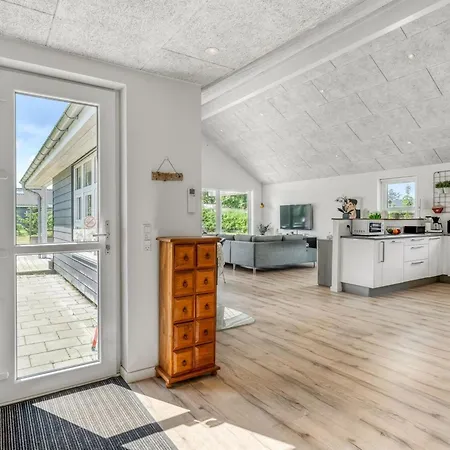 Feriehus Jurien - 450m From The Sea By Interhome