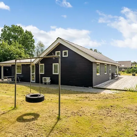 Jurien - 450m From The Sea By Interhome Feriehus